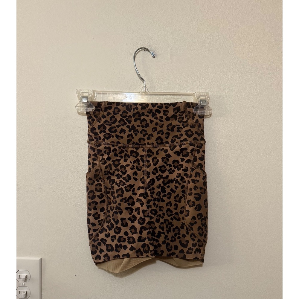 Lululemon Fast & Free HR Short 6" Pockets True Leopard Size 2 NWOT